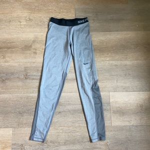 Nike pro dri fit leggings like new size small